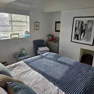 Beautiful Little Townhouse Brighton
